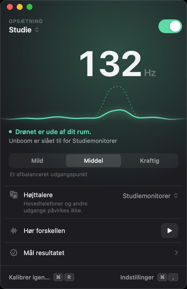 Unbooms vindue med kontakten slået til: drønet i Studie ved 132 hertz dæmpet, styrke Middel