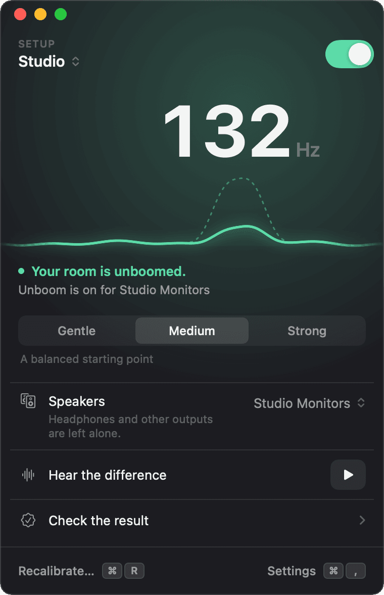 Unboom’s window with the switch on: the Studio boom at 132 hertz cut down, Medium strength