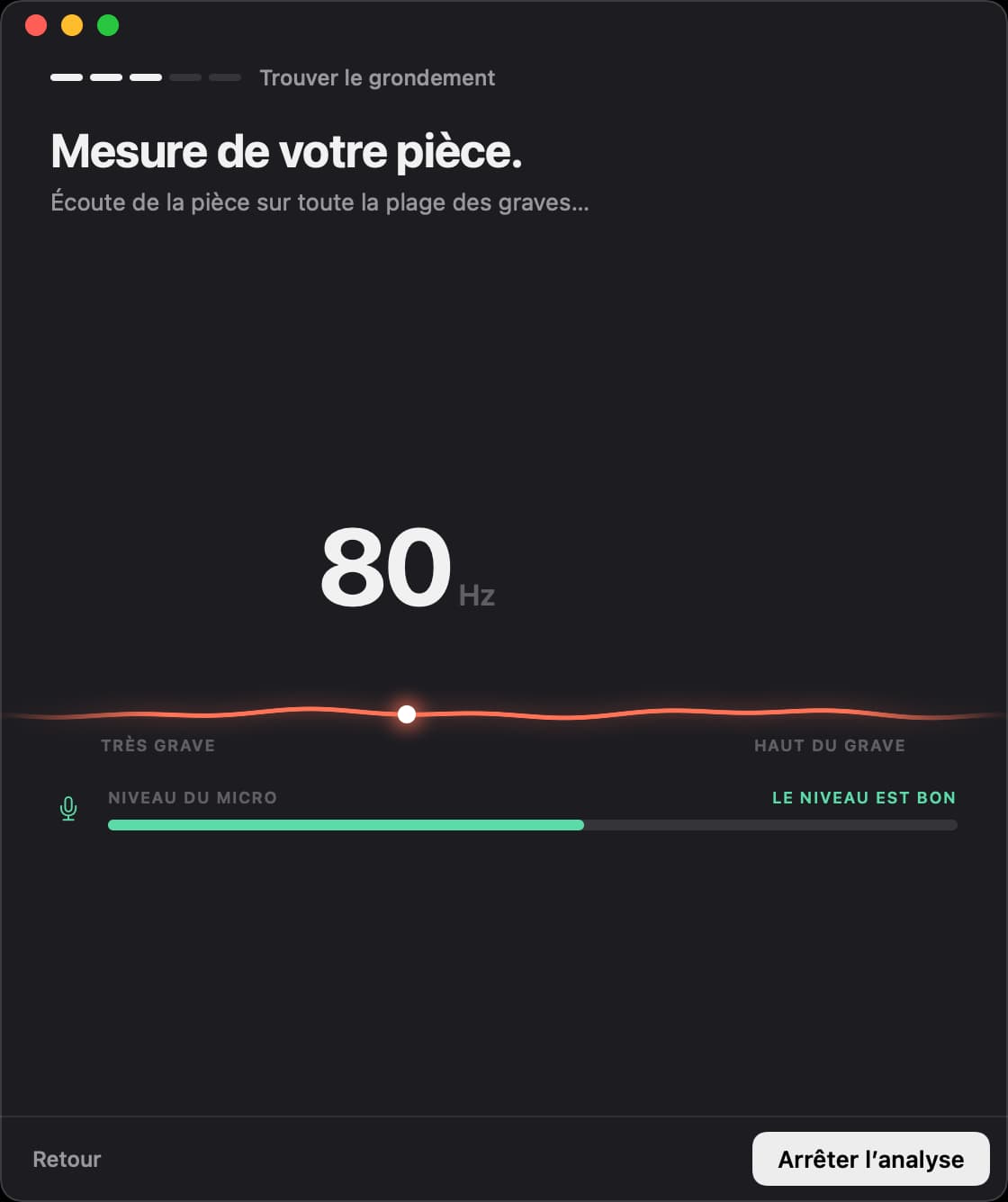 Unboom mesure la pièce à 80 hertz, avec un bon niveau de micro